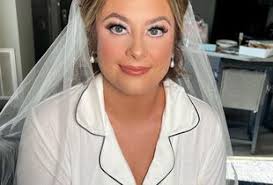 Makeup Artists With Prices in Metamora, IL