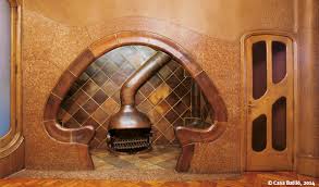 La casa batlló es uno de los monumentos más emblemáticos y visitados de barcelona, un icono del modernismo y una obra maestra del genial historia de casa batlló. Casa Batllo Visit Barcelona Tickets