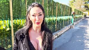 Laura Italienne Jacquie et Michel acteuramateur Porno France