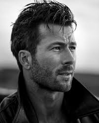 Glen Powell popped in 'Top Gun: Maverick' and hasn't slowed down for a  moment since. The actor discusses 'Twisters,' tabloid speculation, and his  early days in Hollywood with VF. 🔗: http://vntyfr.com/DnjVQvc