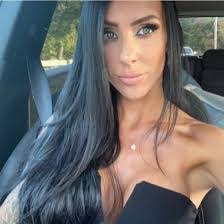 Jessica Riner's Instagram, Twitter & Facebook