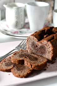 Deckel vorsichtig entfernen und kuchen mit vanilleeis, berren und eventuell zucker bestäuben. Schokoladenkuchen Mit Flussigem Kern Schnelles Rezept Vintage Diary