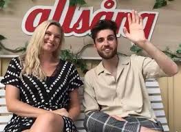 Tusse, som representerer sverige i årets eurovision, sier han tror norge og tix har «gode sjanser» tusse, eller tousin chize som han egentlig heter, er sveriges bidrag i årets eurovision, og har vært. Esctoday On Instagram When Itsduncanlaurence Met Sannanielsenofficial In Stockholm Eurovision Eurovision2019 Sweden Sverige Mello Melfest Ne Winnaar