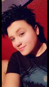 Sheree Sweetland's Instagram, Twitter & Facebook