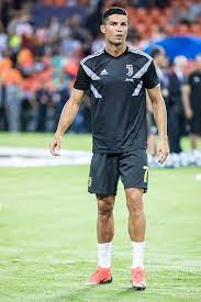 Soccer great cristiano ronaldo sends a jolt to coke's investors. Cristiano Ronaldo Vermogen Top Gehalt Bei Juventus 2021