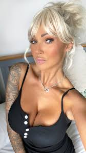 Browse the best onlyfans list - FameRegistry.com