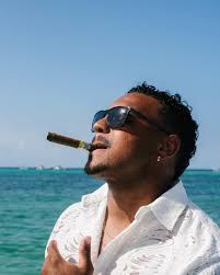 Adrian C. Gomez™ (@_adrianchris) • Instagram photos and videos