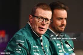 500 Mark Cowell Stock Photos, High-Res Pictures, and Images