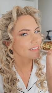 Bari Brown's Instagram, Twitter & Facebook