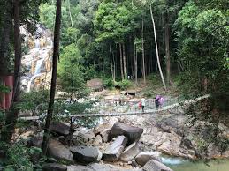 Sungai pandan waterfalls, (also sometimes called the panching waterfalls) is situated. Keseronokan Di Air Terjun Sungai Pandan Kuantan Pahang Afiq Halid