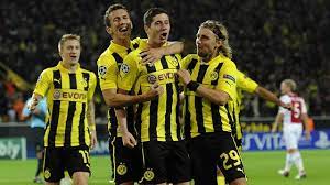 Link da página formação e elenco da equipe : Borussia Dortmund Concedes 2013 14 Campaign Early The Center Circle A Soccerpro Soccer Fan Blog