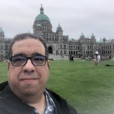 What is the difference between SLE and SLT?