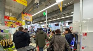 Кубань в социальных сетях погода в краснодаре на 7 дней. Zhiteli Krasnodara Massovo Otpravilis V Magaziny Posle Novosti O Karantine Vlasti Ubezhdayut Chto Eto Lishnee