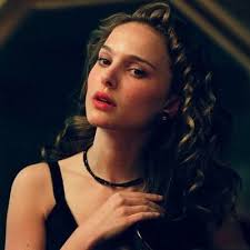 Evey Hammond (@EveyHammond18)