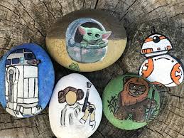 Star Wars Rock Painting Etsy Painted Rocks Rock Painting Designs Star Wars Painting