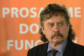 Jan Keller chválí Baštovu morální integritu a Babi...