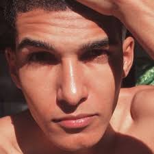 Amanda Porto (@portismos)