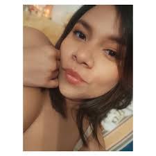 Katherine Meneses's Instagram, Twitter & Facebook