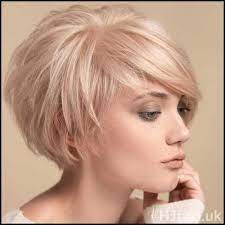 Wenn dir „bob für feines haar gefällt, gefallen dir vielleicht auch diese ideen. Die Besten 25 Gestufter Bob Kurz Ideen Auf Pinterest Kurz Einfache Frisuren Short Hair Styles Short Cropped Hair Short Thin Hair