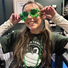 Celebrating International Women's Day with these amazing (& very festive☘️)  team members as well as all of our women collaborators, customers &  community 🐍 As a women owned small business in a