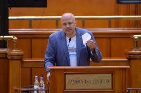 12 martie 1978) este un deputat român, ales în 2016. Un Deputat Usr Printre Cei Care S Au Vaccinat Cu Doza Din Lotul Cu Probleme De La Astrazeneca SÄƒ Nu Ne PanicÄƒm