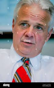 Ducker hi-res stock photography and images