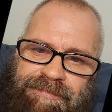 Daryl Peltier's Instagram, Twitter & Facebook