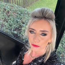 Just want to say thankyou to the dads who lept up in jumperooz Ashton when  they heard my daughter screaming for help and shouting "mummy" in distress  this morning. The women who