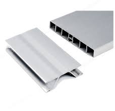 Castorama vous propose un large choix de plinthes de cuisine qui sont toutes coordonnées à nos différents modèles de cuisine afin d'avoir une finition impeccable. Accessoires Pour Cuisine Sur Mesure Plinthe Pvc Dusine