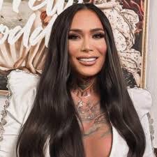 Jodi Torres's Instagram, Twitter & Facebook