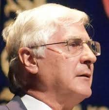 Barreda sorprende con un precioso pregón para abrir la Semana Santa de  Ciudad Real