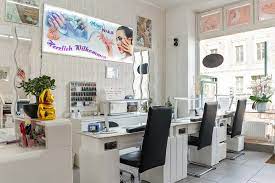 Achte aber auf hygiene und sauberkeit, damit das ergebnis optimal ist. Miuzi Nails Artist Nagelstudio In Potsdam Treatwell