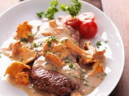 Rinderlende Mit Pfifferlingrahmsauce Rezept Rinderlende Leckere Gesunde Rezepte Fleisch Gerichte