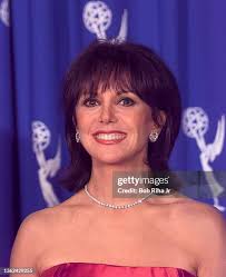 7,775 Marlo Thomas Photos & High Res Pictures