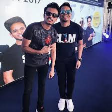 Lirik lagu negaraku negaraku tanah tumpahnya darahku, rakyat hidup bersatu dan maju, rahmat bahagia tuhan kurniakan, raja kita selamat bertakhta, rahmat bahagia tuhan kurniakan. Semakin Aktif Jadi Sukarelawan Faizal Tahir Ajak Masyarakat Buat Kebaikan Media Hiburan