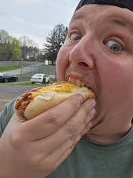 Graduation is coming QUICK! Celebrate your grads with SENIOR PHOTOS 😊 📍  Local Photographer in the Lehigh Valley Reach out to me for bookings via  Facebook or my email: shelbythoburnphotography@gmail.com