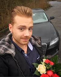 Auch der Offizielle Paul Philipp Altmann Fanclub wünscht Euch einen schönen  Heilligen Abend und besinnliche Feiertage!