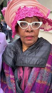 Wandy and Kathy are two of my favorite NYC style icons. #advancedstyle  #styleicons #nyc #streetstyle #hats #millinery