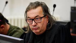 Advokat Omar Mehmedbašić: Ujutro prvo kontam gdje sam zakasnio