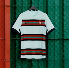 We pride ourselves on the quality of our shirts and that each shirt is described accurately and priced. Portugal Uitshirt 2020 2021 Voetbalshirts Com