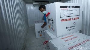 Some people feel that they should not really be called vaccines, because they are completely different from anything that has gone before. Nu Oqip2wmhw0m