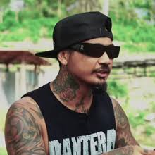 Jun 08, 2021 · nora alexandra menggandeng jerinx tinggalkan lapas kerobokan. Jerinx Wikipedia