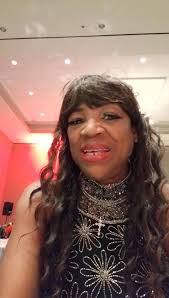 Sherry Hardin's Instagram, Twitter & Facebook