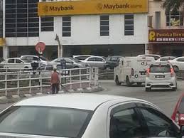 14 september 2020.pusat kitar semula, kuala kubu bharu. Banque Maybank A Proximite De Rawang En Malaisie 10 Avis Adresse Sites Web Maps Me