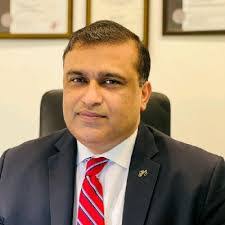 Paul Newmark's Instagram, Twitter & Facebook