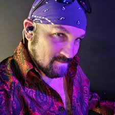 Using a phase 90 pedal