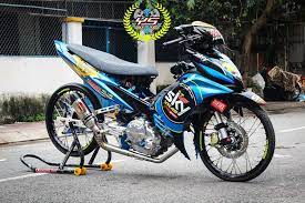 ﻿50 gambar modifikasi jupiter z gagah & keren modif drag via modifdrag.com. Jupiter Mx Ala Drag Bike Livery Sky Racing Team Vr46 Ikut Nempel Gridoto Com