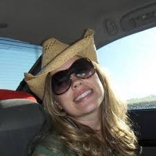 Jodi Redmond's Instagram, Twitter & Facebook