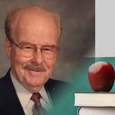 Dr. Roger "Señor" Smith for School Board 的个人主页