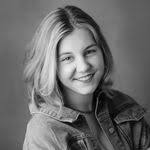 Allison Shuck's Instagram, Twitter & Facebook